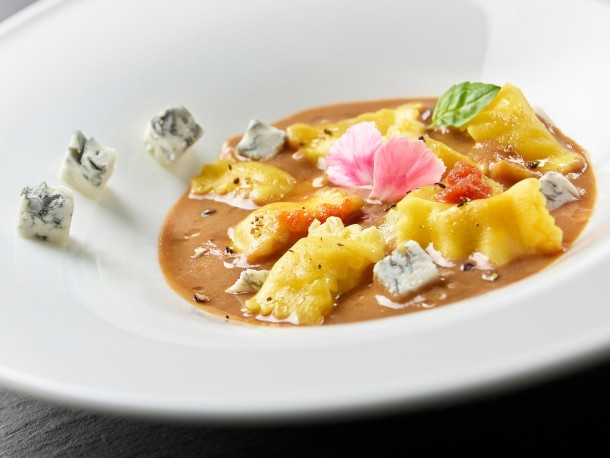 Chef ANTONINO CANNAVACCIUOLO